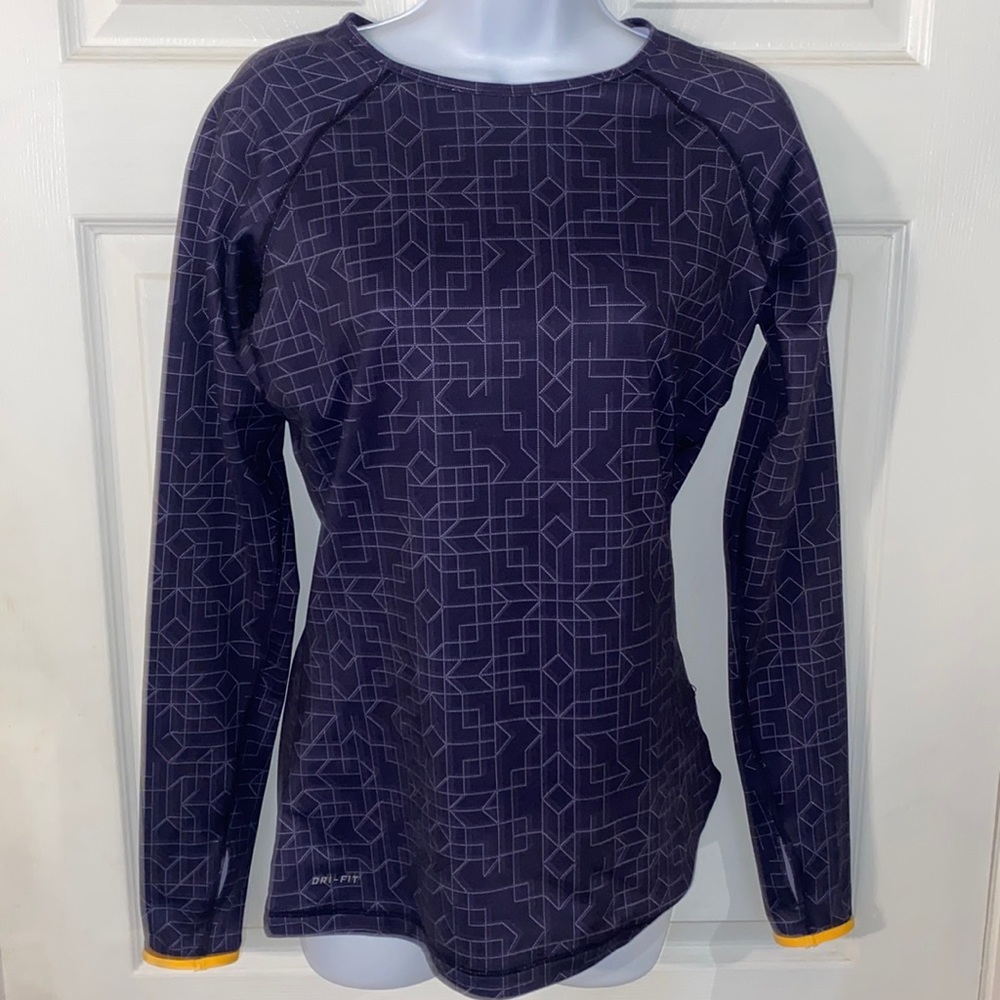 Nike dri fit long sleeve tee